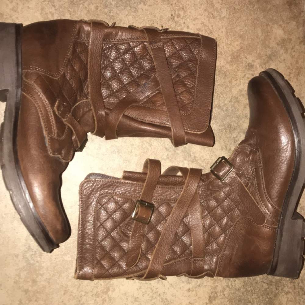 Steve Madden Leather Boots